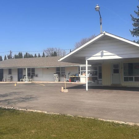 Chatham-Kent Colonial Motel المظهر الخارجي الصورة