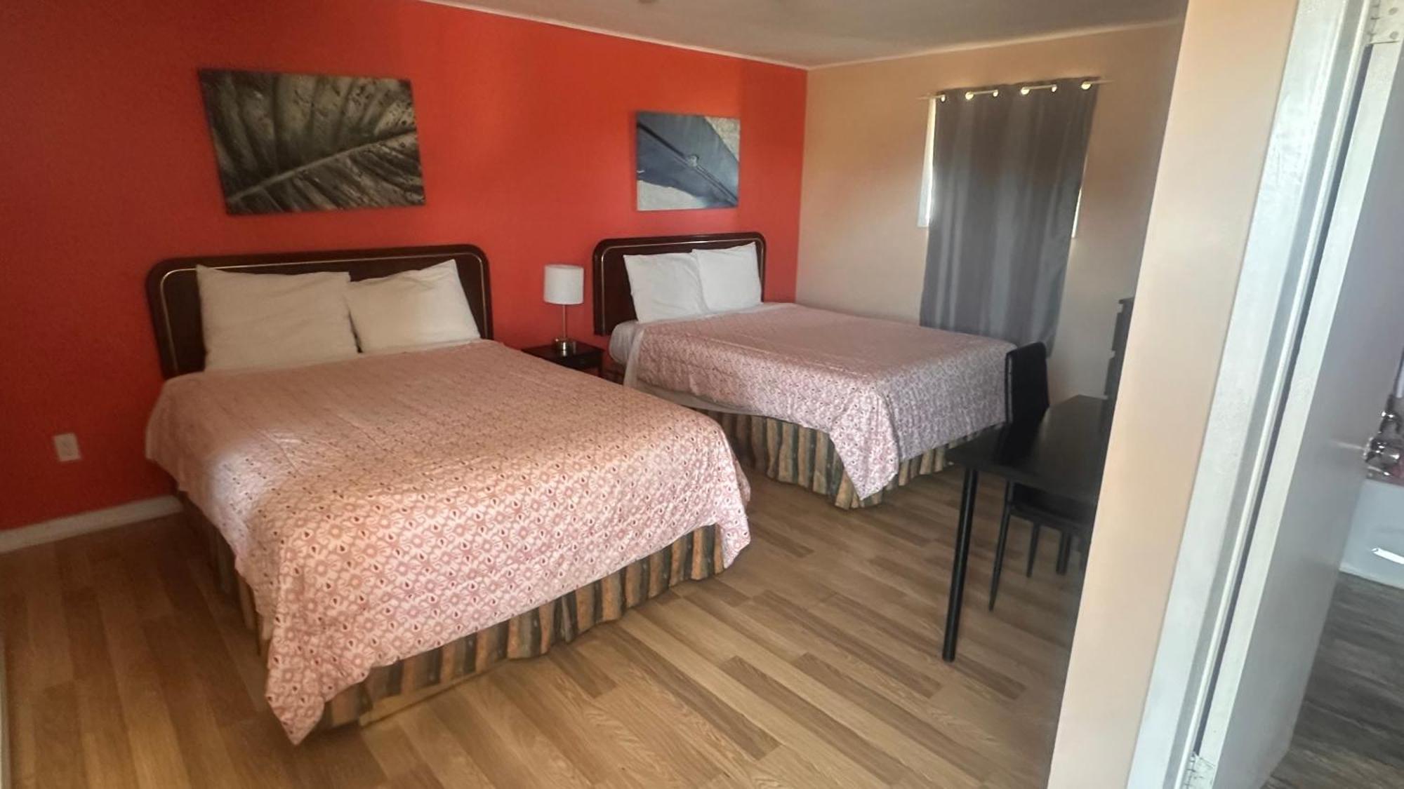 Chatham-Kent Colonial Motel المظهر الخارجي الصورة