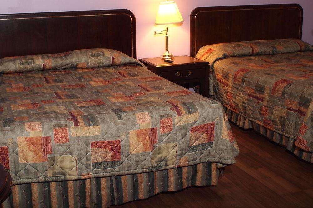Chatham-Kent Colonial Motel المظهر الخارجي الصورة