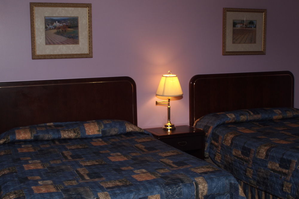 Chatham-Kent Colonial Motel المظهر الخارجي الصورة