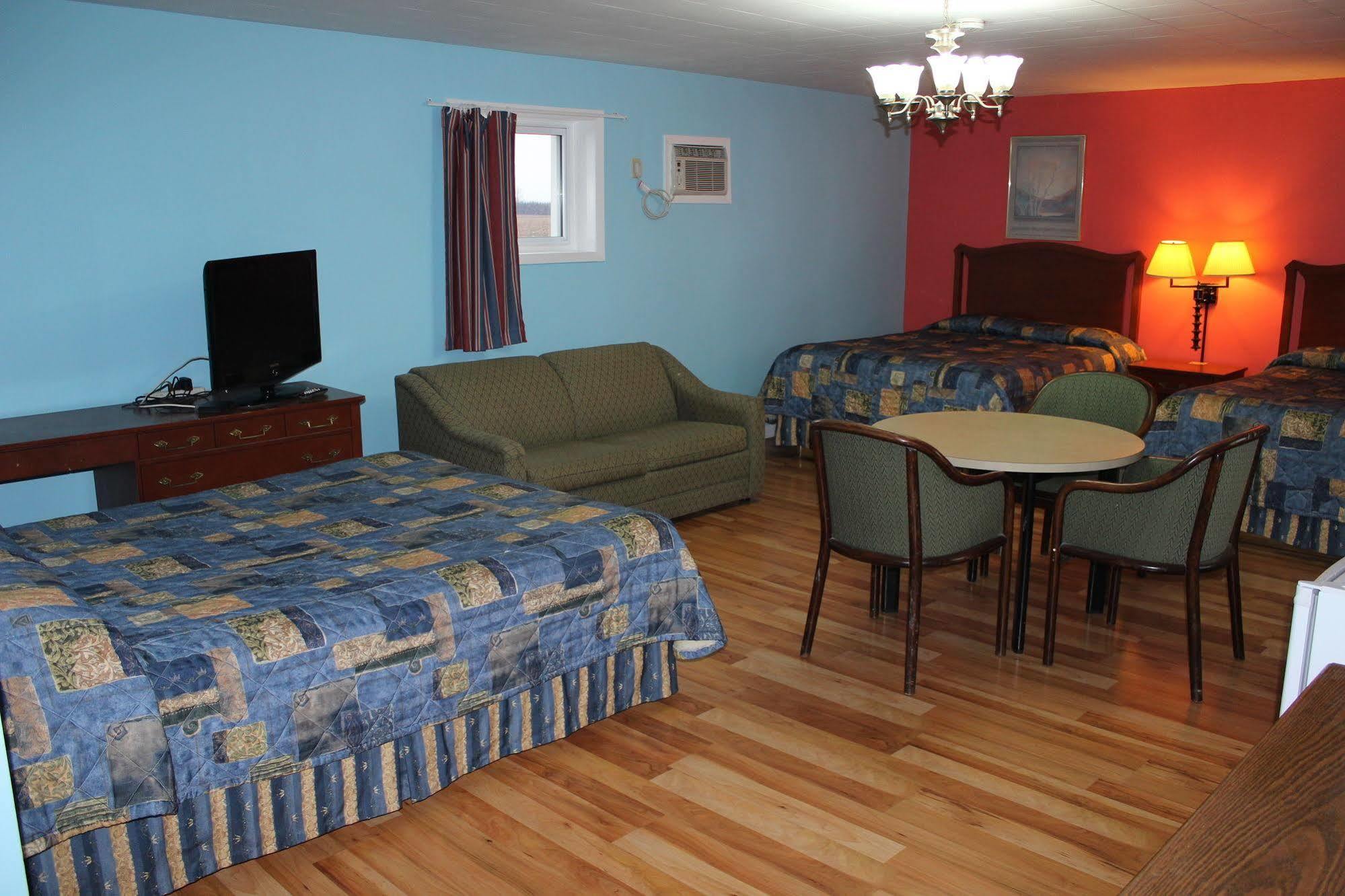 Chatham-Kent Colonial Motel المظهر الخارجي الصورة